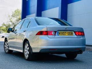 /photos/10616/786e4564-bd21-4cea-ad8b-ed773648c260_i320x240.jpg