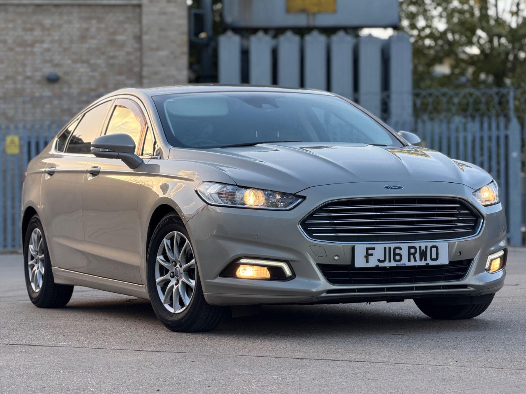 2016 Ford Mondeo