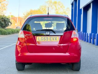 /photos/10616/86f54745-f6f8-4fc9-8e2c-86837febf1b3_i320x240.jpg